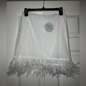 Cloud Ten Sparkle Feather Skirt NWT